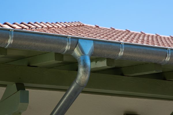 Eavestrough Repair in Bella Vista