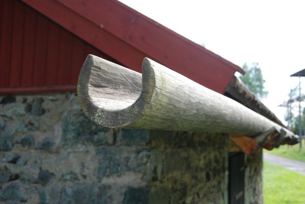 Wooden Gutter Repair in Bella Vista